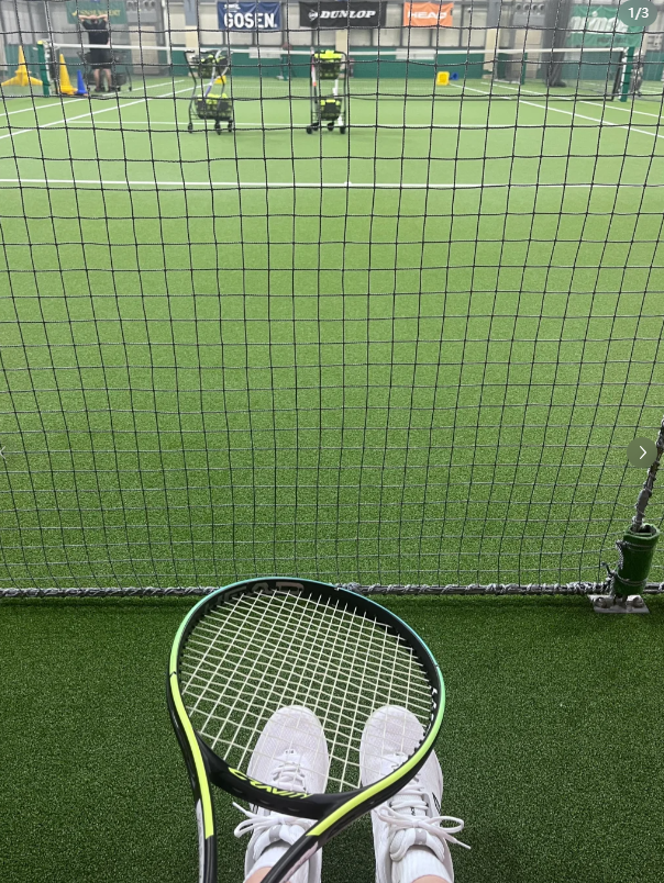 jkess38's tweet photo. 一番楽しいことは、一緒にテニスをする友達を見つけて、たくさん運動したり、水を飲んだり、テニスをしたり、体がよくなったりすることです。
#テニス#スポーツを楽しみます#日本 https://t.co/h5S29Ny8R2