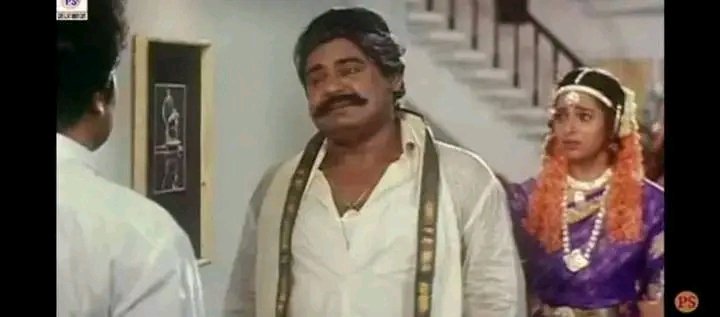 ~ ஹாய் ப்ரோ உங்கள காலைலயே பூக்கடைப் பக்கம் பாத்தேன், என்ன ப்ரோ லவ்வர்ஸ்க்கு ரோஜா பூ வா?

~ டேய் எழவு வீட்டுக்கு மாலை வாங்க போனேண்டா!🤧