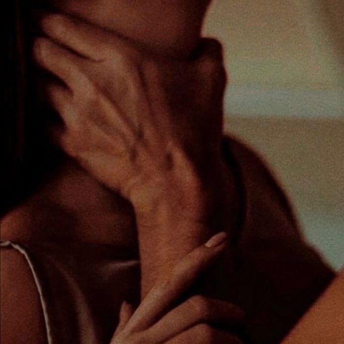 Beaggey's tweet image. ⓘ — S'habituer à être seul sans se soucier de savoir si vous serez avec quelqu'un dans le futur ou non n'est pas un gros problème. né sexy et perfectionniste, sans se soucier des demandes de pardon et d'excuses des autres.