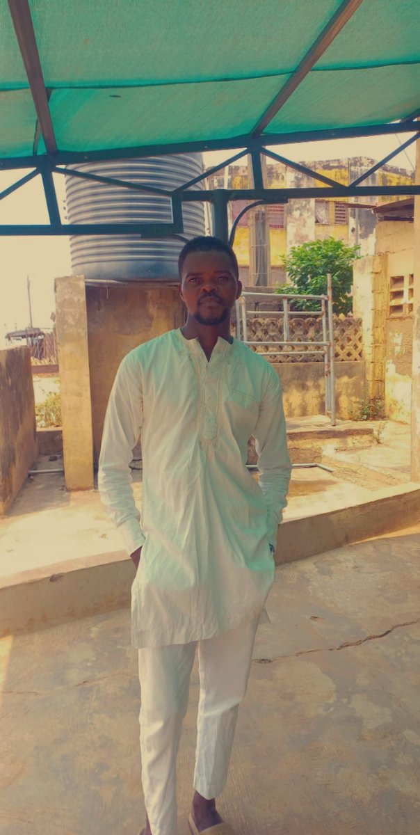 efty46226's tweet image. education is a right not a preveledge