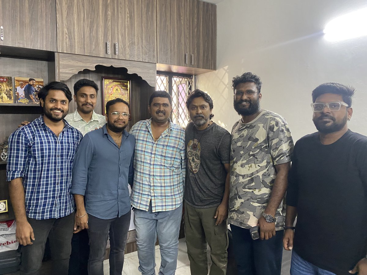 Cine Time (@cinetimee) on Twitter photo <a href="/Actor_Krishna/">krishna</a> Marks His 25th Film With A Intriguing Crime Thriller A #ProductionNo1 From #ManuManthraCreations !
Directed By <a href="/DirBalakrishnan/">Balakrishnan</a> !
#HBDKrishna | #KK25 | <a href="/kiransurathn/">Kiran Surath N</a> |
<a href="/MrBlue_Kavin/">கவின் ஆதித்யா (Kavin Adithya)</a> | <a href="/venkati_bala/">venkat bala</a> | <a href="/ProSrivenkatesh/">Sri Venkatesh</a> |
#CineTimee | <a href="/Actor_Krishna/">krishna</a> Marks His 25th Film With A Intriguing Crime Thriller A #ProductionNo1 From #ManuManthraCreations !
Directed By <a href="/DirBalakrishnan/">Balakrishnan</a> !
#HBDKrishna | #KK25 | <a href="/kiransurathn/">Kiran Surath N</a> |
<a href="/MrBlue_Kavin/">கவின் ஆதித்யா (Kavin Adithya)</a> | <a href="/venkati_bala/">venkat bala</a> | <a href="/ProSrivenkatesh/">Sri Venkatesh</a> |
#CineTimee |