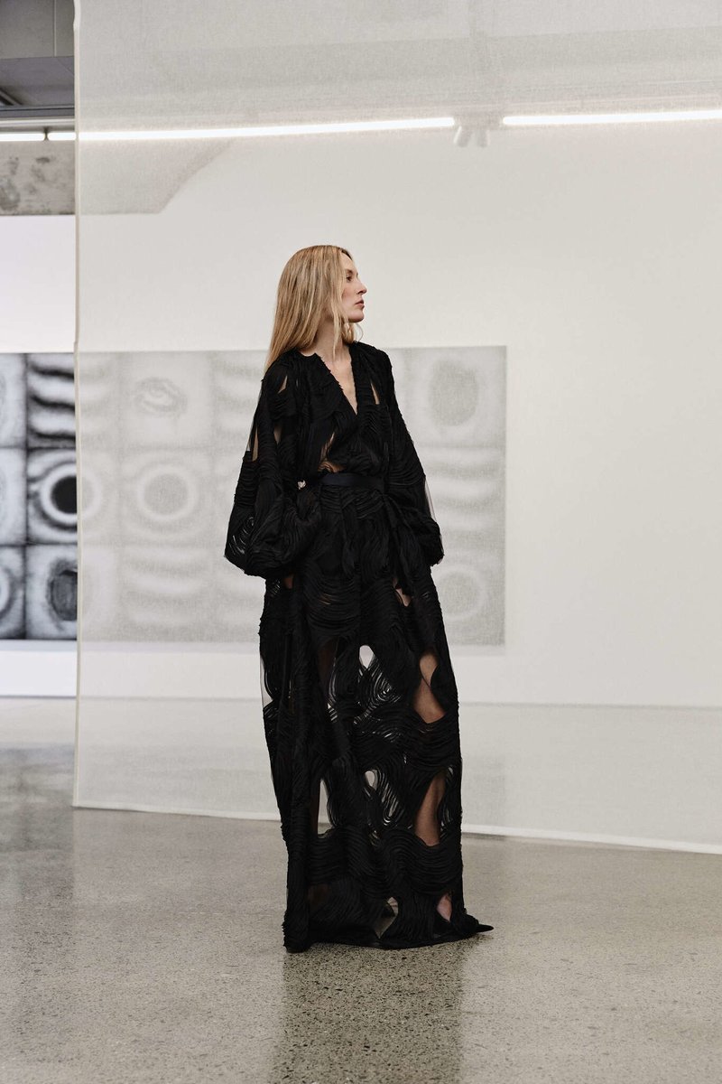 EngBalqeesT's tweet photo. Greta Constantine Fall Winter 2025-26 😍 Look Book
#fashion #style #fashiondesign #artist #fashionews #sewing #Handymade #luxury #London #fashionstyle https://t.co/9ZlSvgo0zx