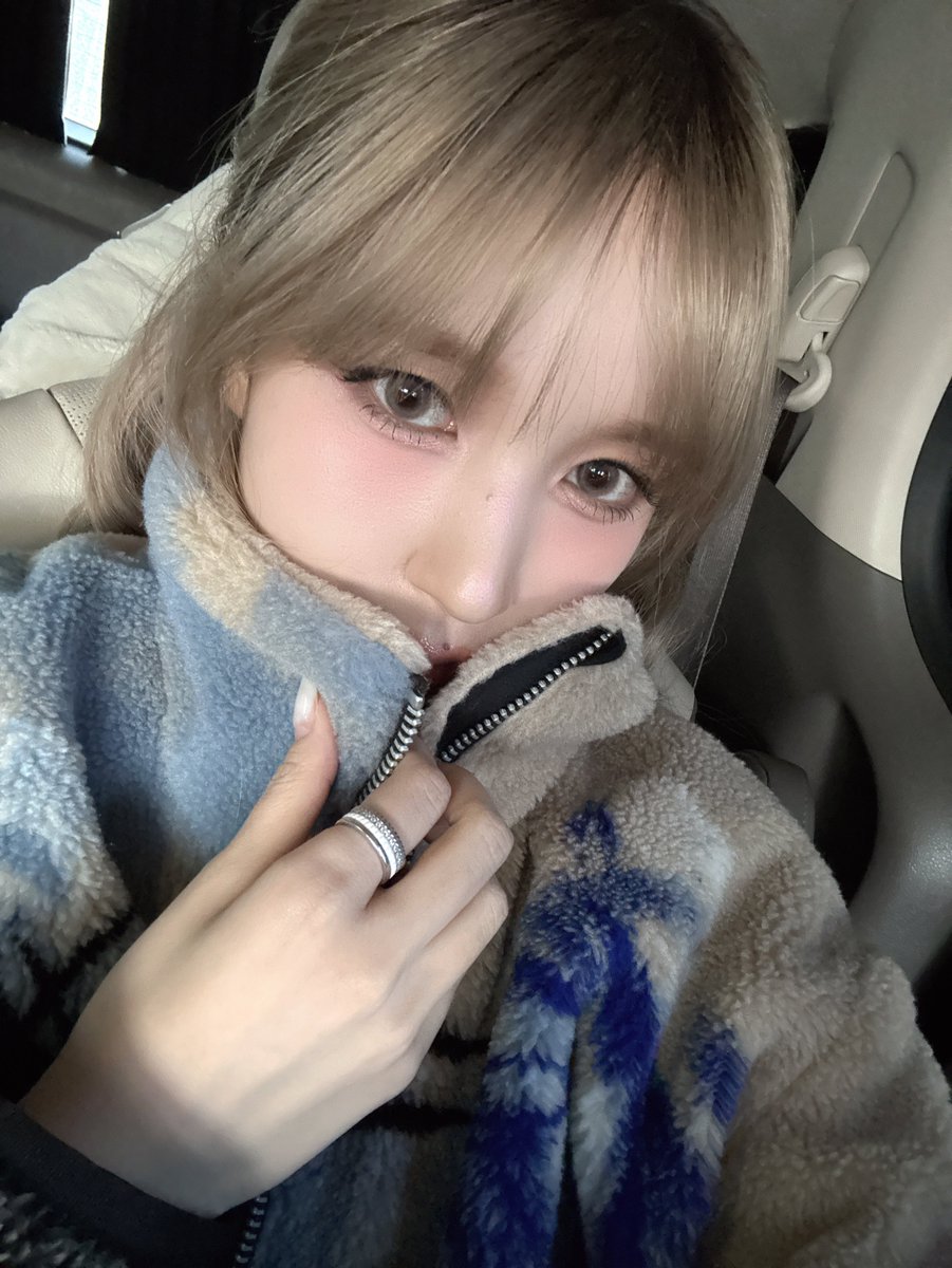 MINA SELCA SHE'S SO PRETTY
