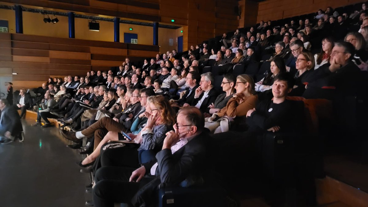 Prefet51's tweet image. #Cérémonie 

🌟🌟A @LaCometeSN le préfet Henri Prévost clôture la cérémonie de remise des Étoiles de l’agriculture et de la viticulture organisée par le collectif  Agriculture, cœur de nos territoires  #ACDT, en partenariat avec le  journal #LUnion 

Un évènement qui  met à