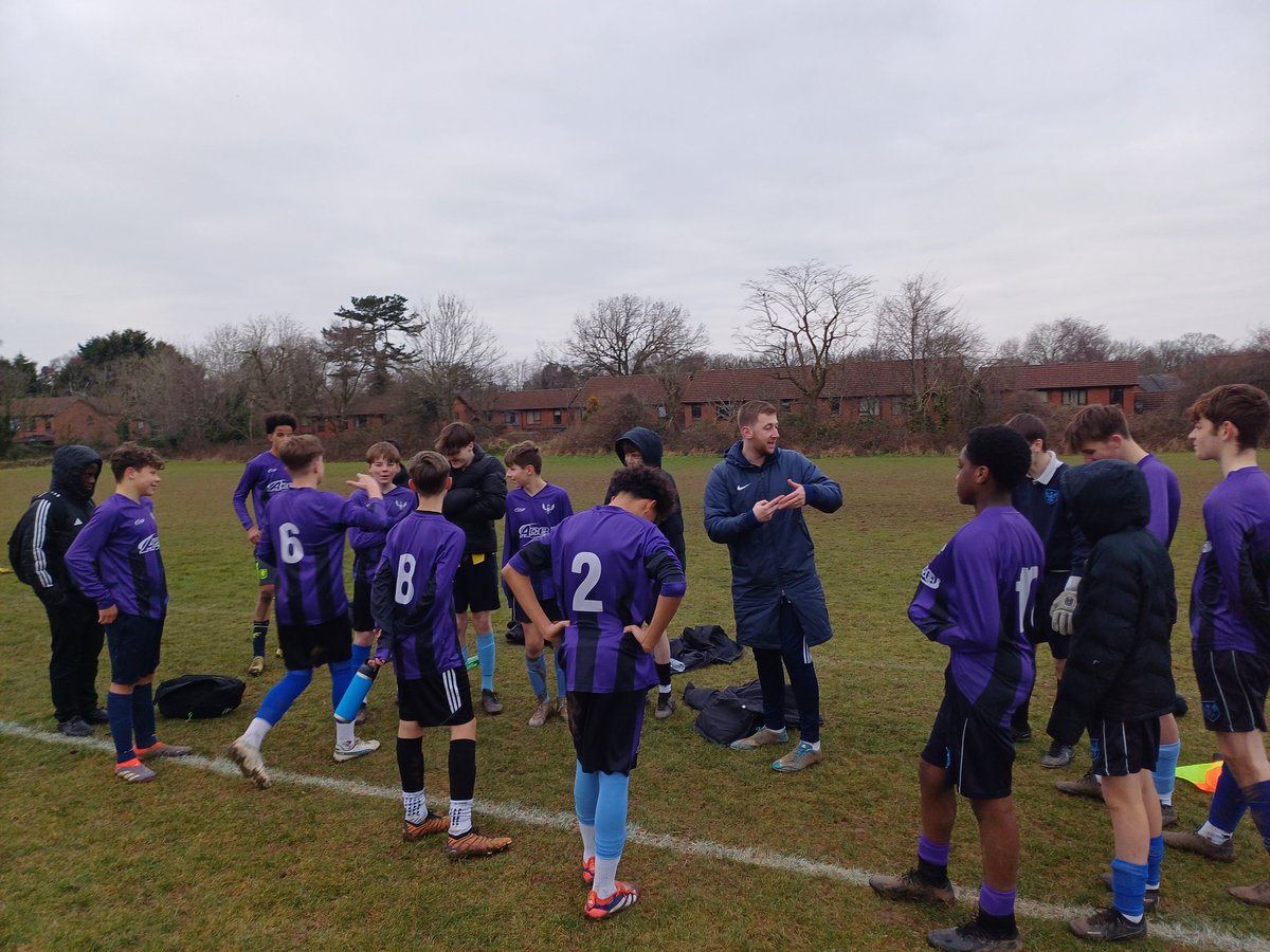 Year 9 progress to the Semi Final of the Birmingham Cup, beating Bishop Challoner 3-2! The team are hoping to make the final 3 years in a row and are ready to face Alderbrook in the Semis after half-term💪🏻
Goalscorers:
Josh C
Joe R
Godwin M

MOTM: 
Joe R 🦅