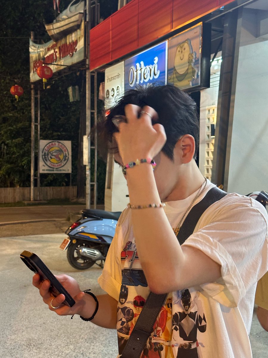 𝘒𝘌𝘠 𝘪𝘯 🇹🇭₊˚𓂃˖ 

#KEY #키
#SHINee #샤이니