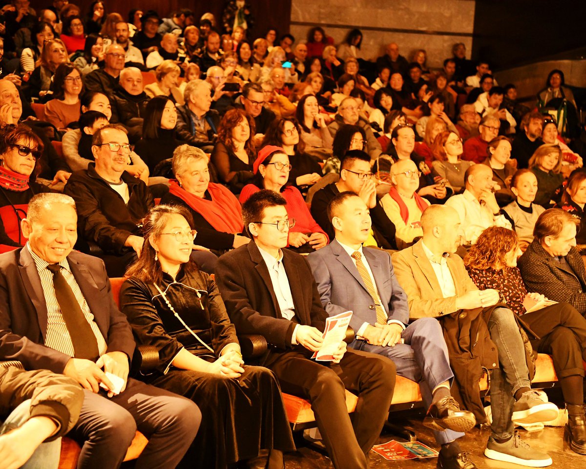 Gràcies a l’Ajuntament de Manresa i al Consolat General de la Xina a Barcelona pel seu gran suport! La VI Celebració de l’Any Nou Xinès a Manresa ha conclòs amb gran èxit.
youtu.be/GmxChL7qIoM