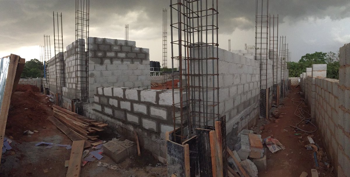 DaphilsI's tweet photo. @Arcfunmi Asokoro, Fct Abuja. Luxury hotel construction 🚧 https://t.co/hUgTlCy9DS