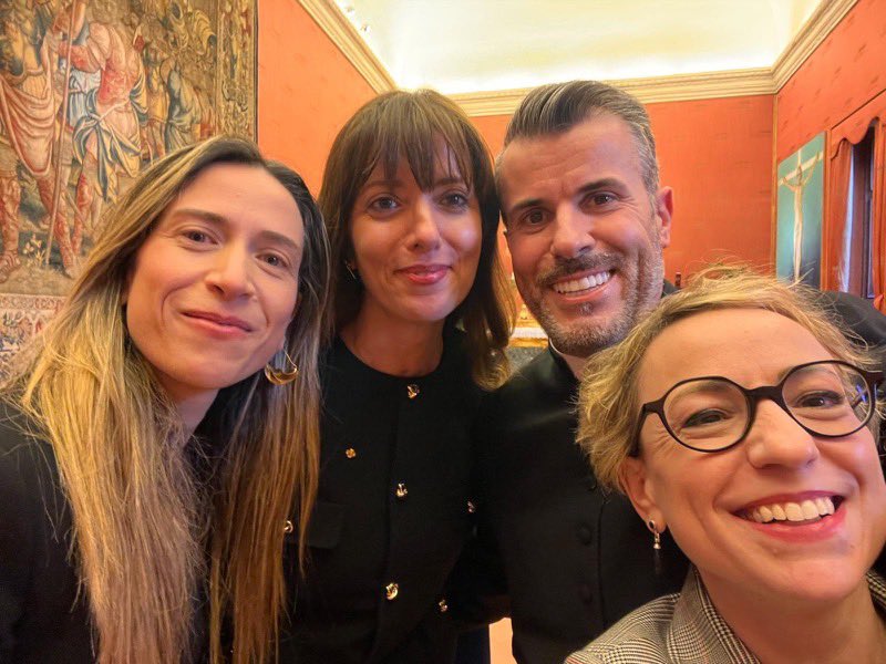 lagana_jessica's tweet photo. Il formato dei colloqui previsti in occasione dell’anniversario dei #PattiLateranensi è unico, come le relazioni tra 🇮🇹 e 🇻🇦. Per l’Italia partecipano tutte le alte cariche dello Stato e numerosi membri di governo. Un onore per @ItalytoHolySee organizzare l’evento ogni anno https://t.co/9j92ZT1R4m