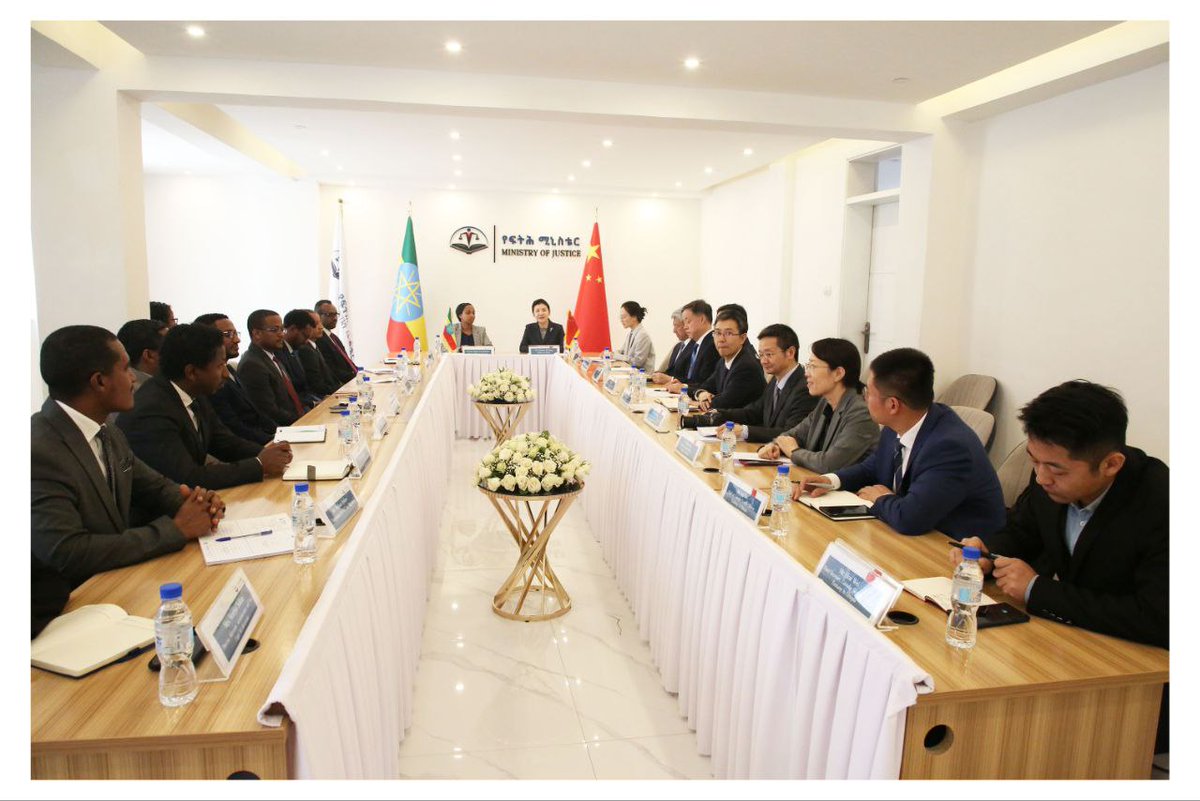 H.E. Hana Arayasilase and H.E. Madame He Rong, China’s Justice Minister, discussed bilateral cooperation in the justice sector.