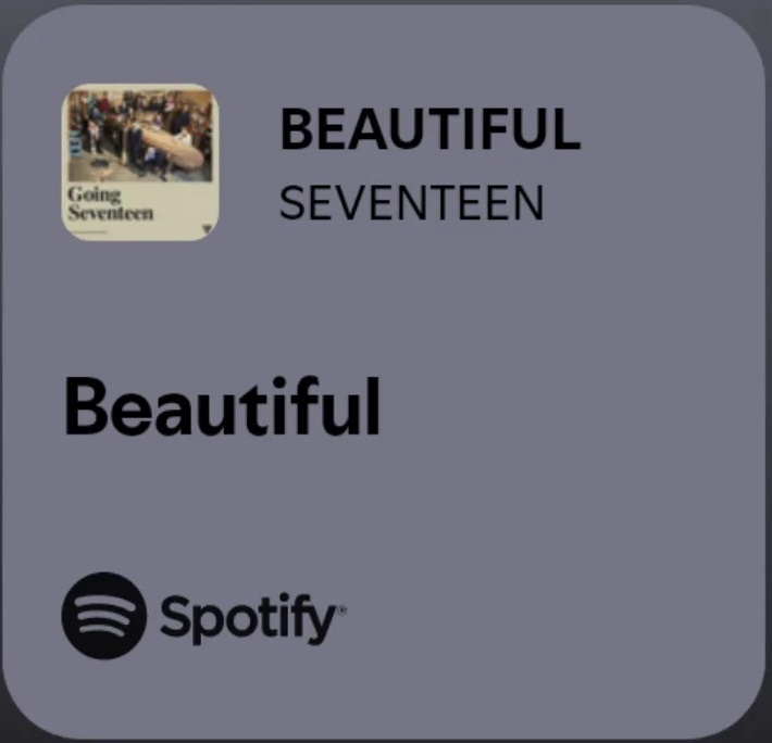 _wtrmlnmark's tweet photo. happy birthday to us, carats! 💎🩵

uri caratdeul— 

#CaratDay #SEVENTEEN https://t.co/b1iZaMg5HQ