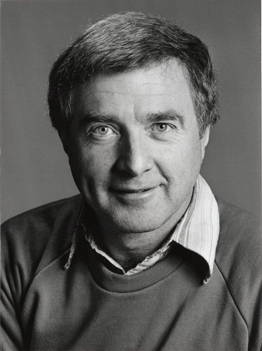 Philip Brady's funeral service will be at the Sacred Heart Church at 116 Cotham road, Kew on Thursday 27th February at 11am.

He didn't this photo of himself.  But I always thought it was a great one.  You can be the judge!