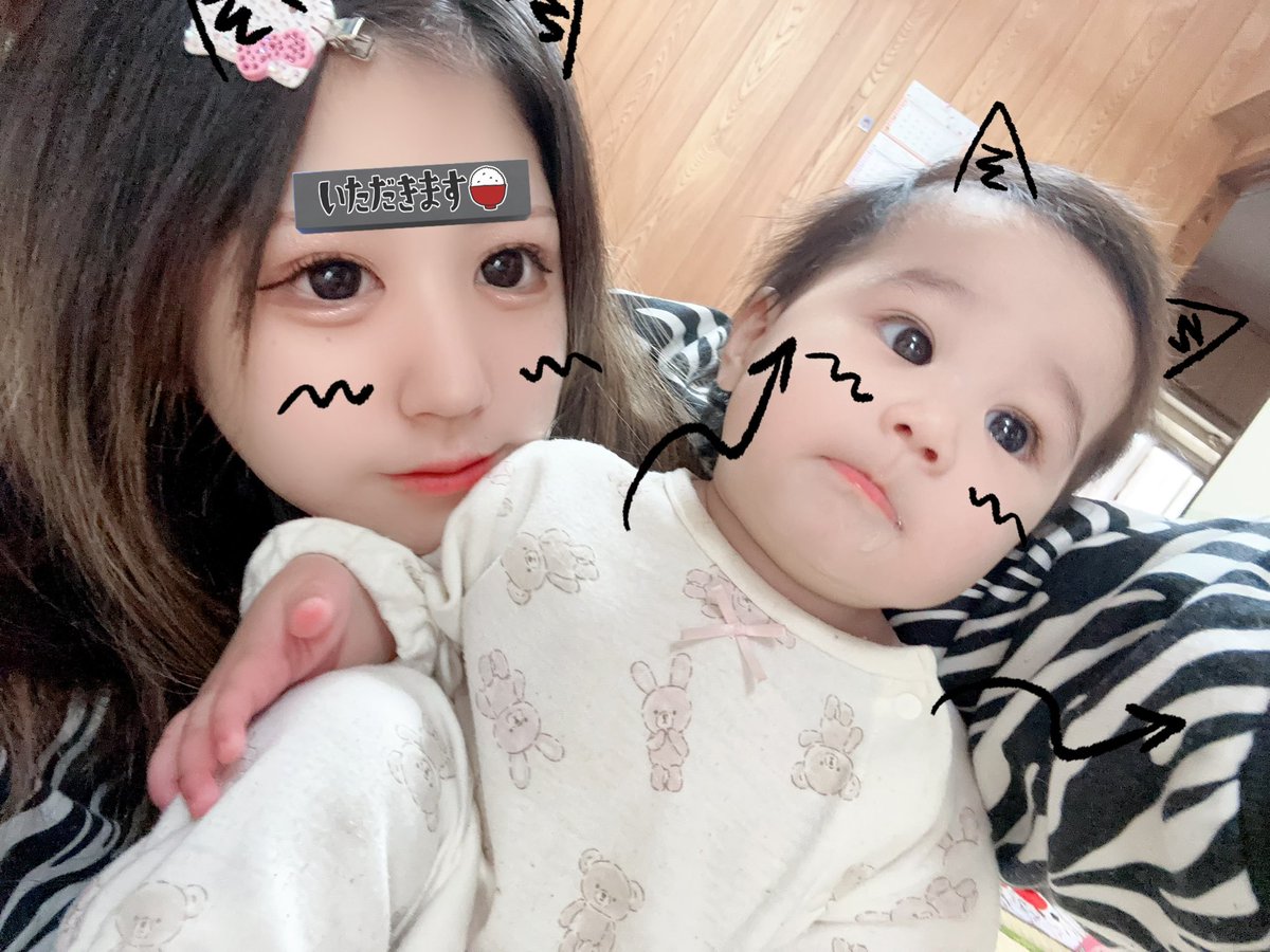 ママ似でよかったねーかわいっ