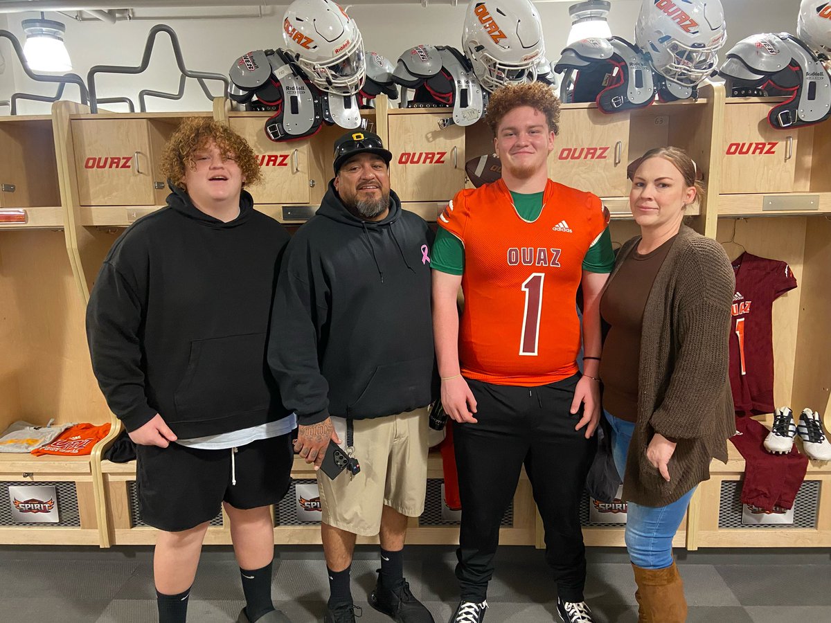 Damian Resendes (@resendesdamian) on Twitter photo After having a great conversation and tour with <a href="/_coachwomack/">Chris Womack</a> I’m proud to announce my fourth official offer from <a href="/OUAZFootball/">OUAZ Football</a> After having a great conversation and tour with <a href="/_coachwomack/">Chris Womack</a> I’m proud to announce my fourth official offer from <a href="/OUAZFootball/">OUAZ Football</a>