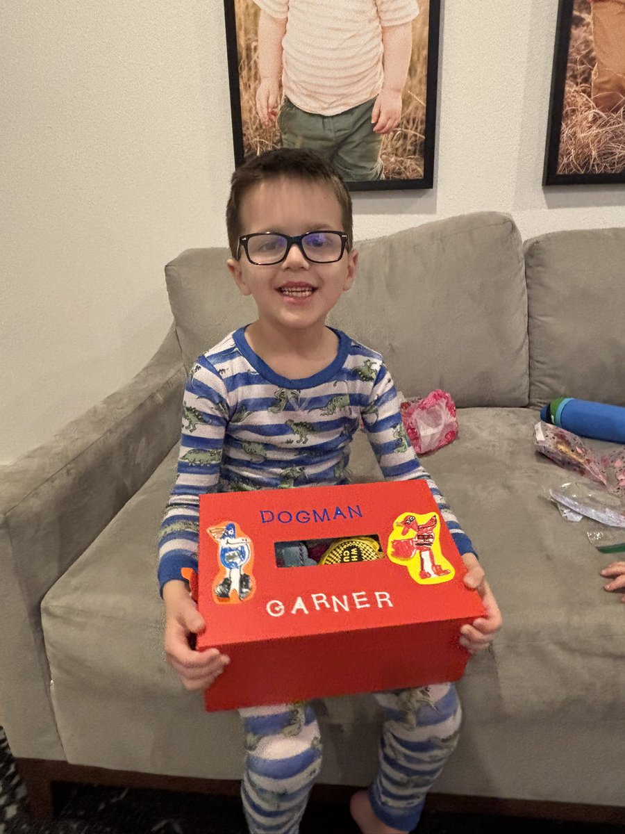 Bailey Gross, M.Ed. (@mrsgrossctms) on Twitter photo Thankful <a href="/OCTAshley/">Ashley Duncan</a> & <a href="/OCTHolley/">Mackenzie Holley</a> made sure this sweet boy had his Valentine’s Box since he was sick. We love our OCT staff ❤️ Thankful <a href="/OCTAshley/">Ashley Duncan</a> & <a href="/OCTHolley/">Mackenzie Holley</a> made sure this sweet boy had his Valentine’s Box since he was sick. We love our OCT staff ❤️