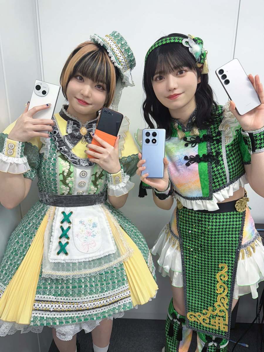 ソフトバンクスマホ総選挙！
ねもさんとミントユニットで取り組ませていただきます💚優勝するために皆さんのお力が必要です‼️
#ソフトバンクスマホ総選挙_ミント
のついた投稿にいいねとリポストで応援お願いしたいです😆
新曲MV（新衣装）の豪華優勝商品目指して頑張ります👊よろしくお願いします！