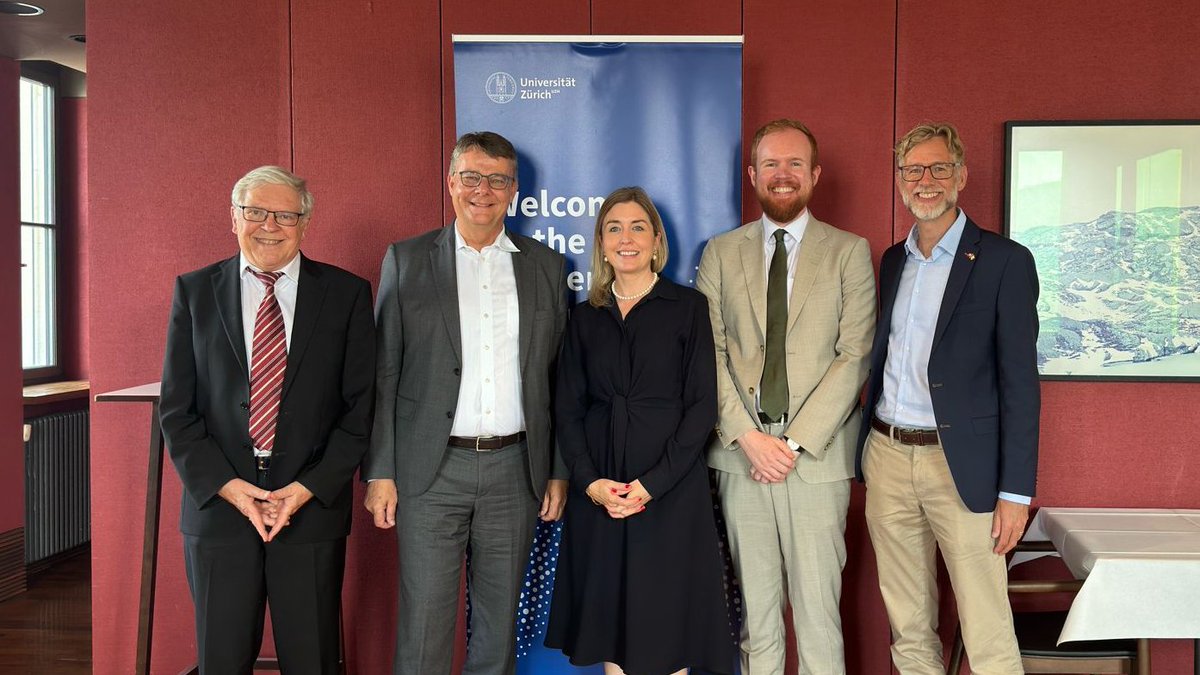 Future_8848's tweet photo. 1/ 🚨 Industry Milestone! #FutureExchange partners with #UniversityofZurich to bridge the gap between #blockchain theory and real-world practice. Sharing live trading data + academic rigor to reshape #FinTech education. #Crypto #Web3 https://t.co/28eBerKxLx