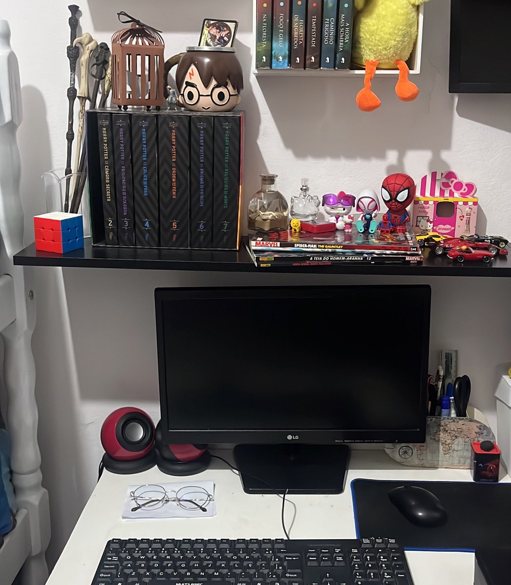 minha parte da bancada, gostaram???