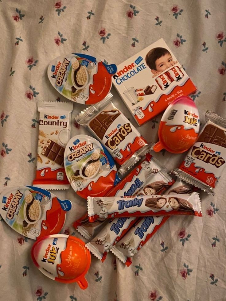 Happy valentine buat anak-anak enhakunamatata, semoga kalian cepet dapet pacar dan valentine selanjutnya bisa rayain bareng ayang 💞 

salam cinta dari uwonie 🩷