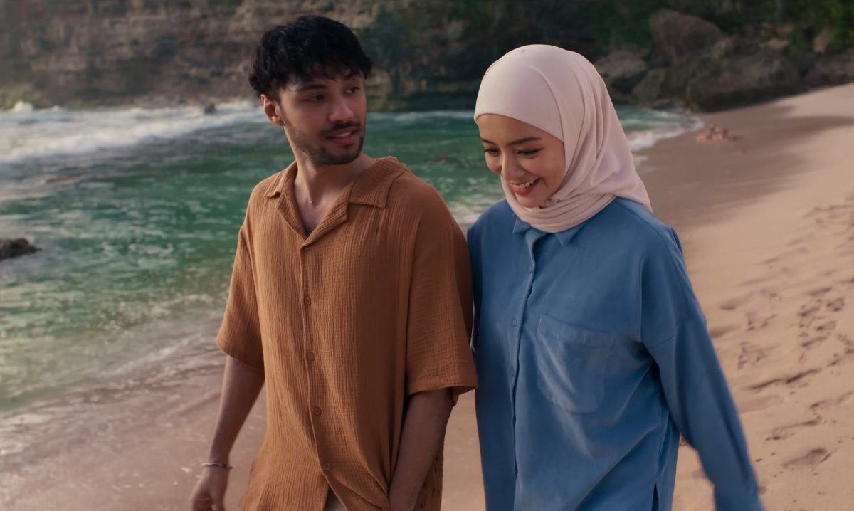 HabisNontonFilm's tweet photo. Nonton CINTA TAK PERNAH TEPAT WAKTU bikin pulang bawa sesuatu. Gayanya puitis &amp; kaya rasa. Bagus banget!

Bukan romance menye-menye, ini kisah hubungan dewasa yg berbobot &amp; bikin hati terisi.

Kayak ngeliat beragam kondisi percintaan. Ada yg terlambat, terlalu cepat, dan tepat. https://t.co/78pRvcRL0c