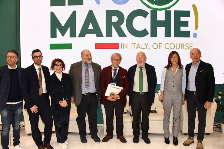 Agendaviaggi's tweet image. Tipicità Connection 2025: presentate le tappe in BIT Milano
#tipicità #bitmilano
agendaviaggi.com/tipicita-conne…
Foto Jimmy Pessina