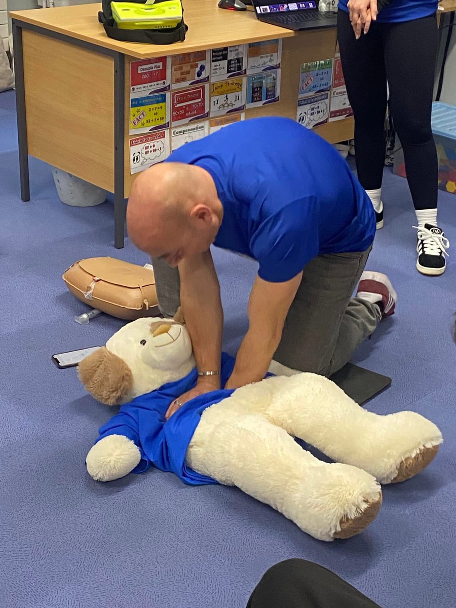 DH9Foundation's tweet photo. #HappyValentinesDay do you know what it takes to restart a heart ❤️ #CPR. 
Our team have been out and about teaching CPR in schools in @DGCEducation this week
@SaveALifeScot 
@ResusCouncilUK 
#CPRready https://t.co/ioOmKcKoFp