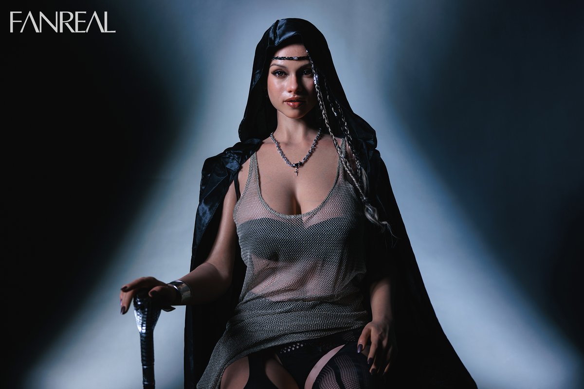 fanreal88's tweet image. Introducing Vanessa—our enigmatic new doll, radiating mystery and allure. With an all-new persona, will she become your next obsession? 🌙💫 #VanessaDoll #MysteryUnveiled #DollCollectors #newarrivals  #Collectibles