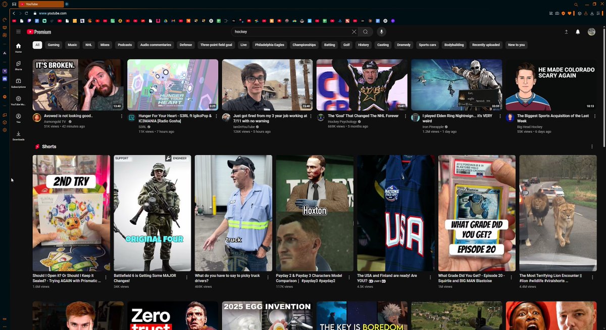 DARUSSIANBADGER's tweet photo. I absolute fucking hate this layout youtube why are shorts covering half of my fucking screen fuck you https://t.co/fgzvvjDWNL