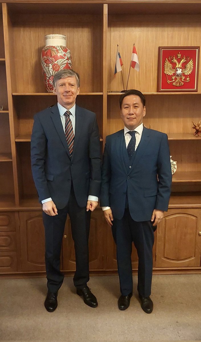 🗓 On February 12, Ambassador of the Russian Federation to ASEAN H.E. Mr. Evgeny Zagaynov 🇷🇺 received a courtesy call from Ambassador of Mongolia to the Republic of Indonesia H.E. Mr. Enkhtaivan Dashnyam 🇲🇳. Diplomats discussed cooperation within the #ASEAN-led fora.