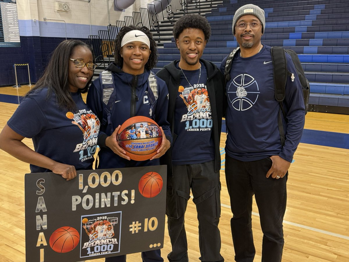 Thank you to everyone for all the ❤️ &amp; support on my journey! Excited to join the 1k career points club‼️ #shesashooter #1kpoints #buckets