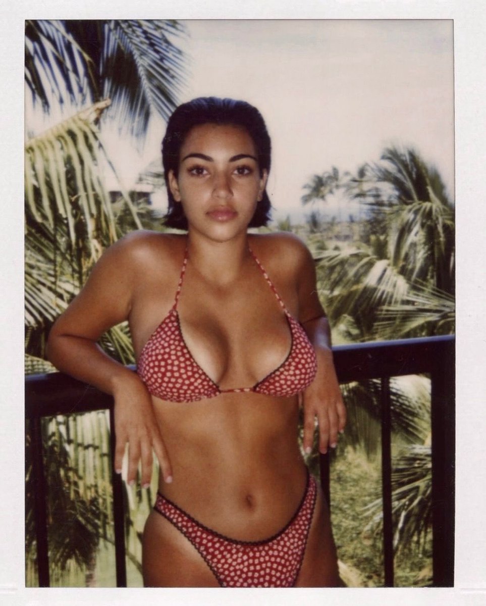 KimKardashian's tweet image. 1994