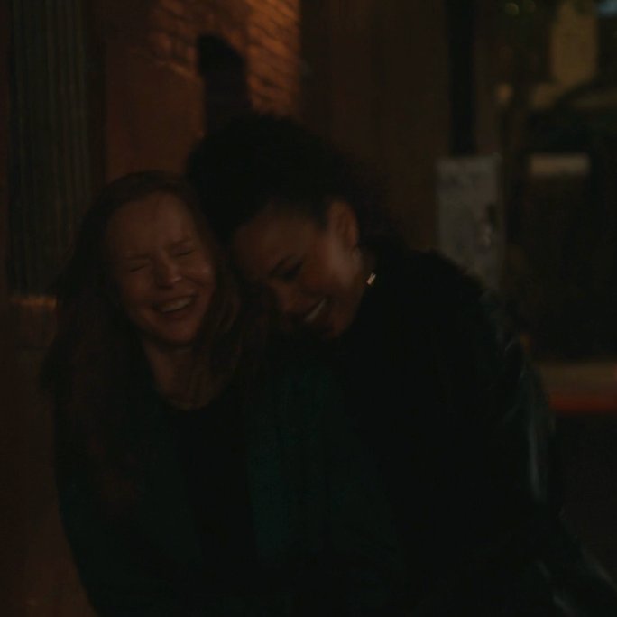 claudlicent's tweet photo. i love lesbians https://t.co/wW3svmp25q