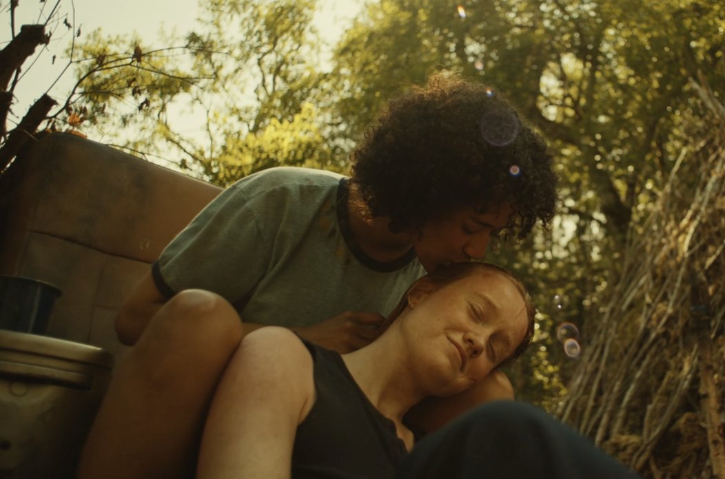 claudlicent's tweet photo. i love lesbians https://t.co/wW3svmp25q