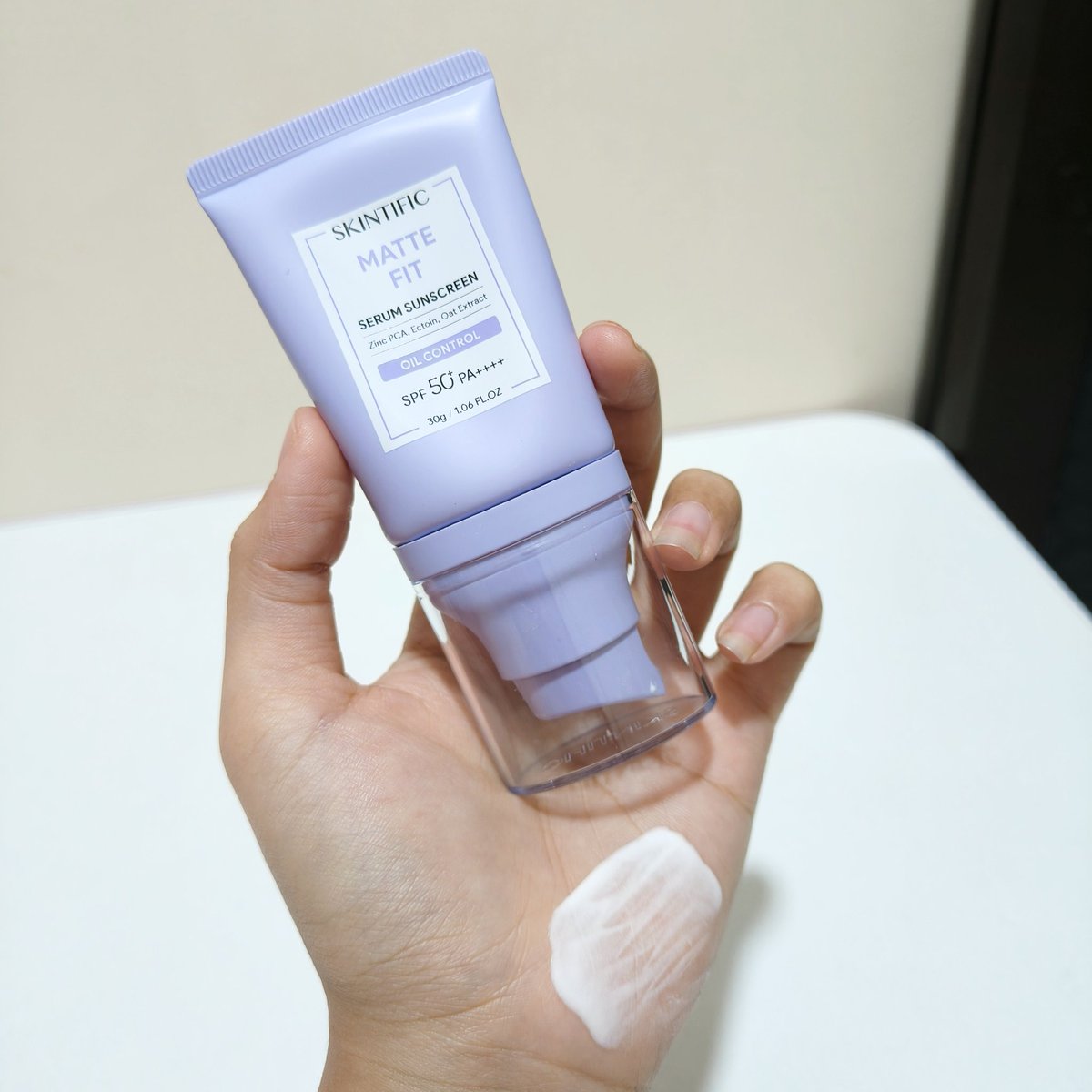 วันไหนที่รู้สึกว่าต้องออกไปข้างนอกนานๆ จะใช้กันแดดหลอดม่วงตัวนี้ของ Skintific ตลอด ตัวนี้เป็นสูตรแมตต์นะทุกคน เนื้อดี เกลี่ยง่าย แล้วก็สบายผิวมากๆ ซึมไวไม่เป็นคราบ ลงเป๋นเบสก่อนแต่งหน้าผิวจะเนียนขึ้น ละวันนั้นทั้งวันหน้าคือไม่มันเลย หลอดที่ 3 ละตัวนี้ ตุนต่อออ #ดีบอกต่อ https://t.co/ikXR1Bn4SJ