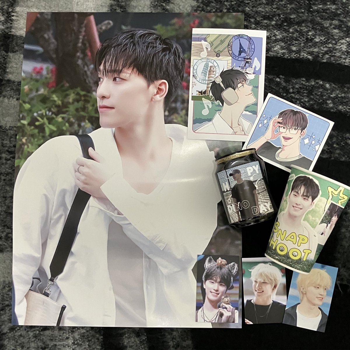 #여기_디노_뷰
#Yeogi_DINO_view

제 최애 띠노 날인 20230507예사출근 사진이  완전 크게 걸려있어서 넘 행복했어요… ʚ̴̶̷̆ ̫ ʚ̴̶̷̆♡