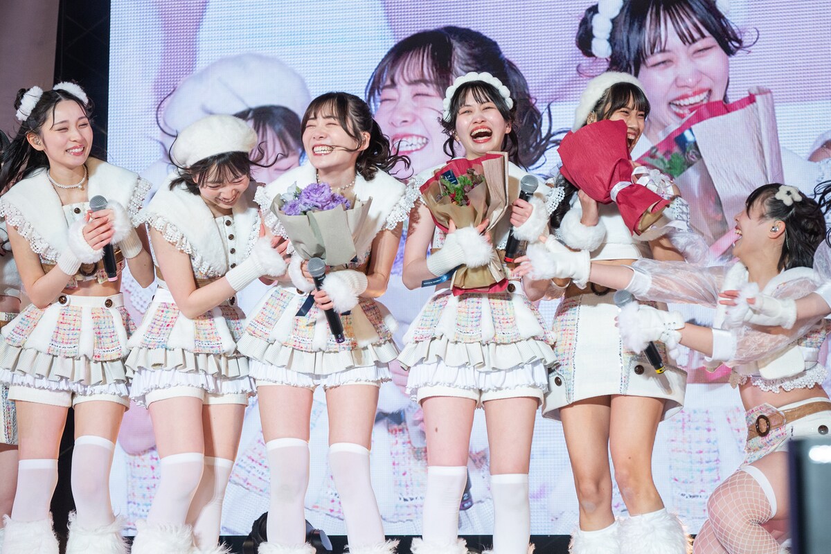 natalie_mu's tweet photo. ◤ライブレポート◢
虹のコンキスタドール #中村朱里、#鶴見萌、#清水理子 がついに卒業──
冬の野音で噛み締めた“人生で一番濃くて熱い真夏の夢”

🔽レポート記事はこちら（写真150枚📸）
https://t.co/F2skD0U7k1

#虹コン #虹コン野音2days https://t.co/Ql0cBvBWcj