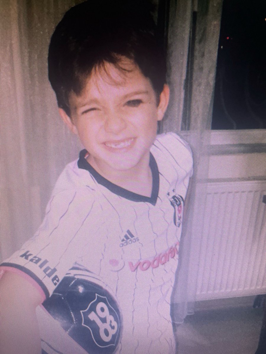 aysenurafyon's tweet photo. Maçınız var… @Besiktas  @Trabzonspor Belki bir şey yapmak istersiniz… #MattiaAhmetMinguzzi  @TFF_Org https://t.co/3FK88NfTlH