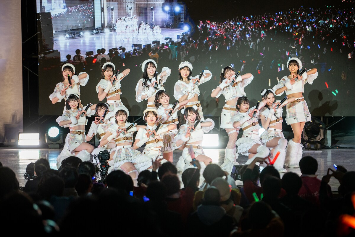natalie_mu's tweet photo. ◤ライブレポート◢
虹のコンキスタドール #中村朱里、#鶴見萌、#清水理子 がついに卒業──
冬の野音で噛み締めた“人生で一番濃くて熱い真夏の夢”

🔽レポート記事はこちら（写真150枚📸）
https://t.co/F2skD0U7k1

#虹コン #虹コン野音2days https://t.co/Ql0cBvBWcj