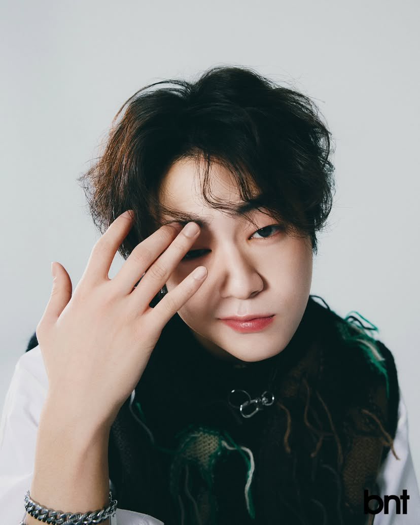 02.14.2025 | Roots Ent. CEO Instagram Update.

Today's pictorial!!

Good job Gunwoo @/gunwoo_t28

Director Song for the photo shoot opportunity. @bntnews_kr
Lee Sangmin Studio who took great pictures
STYLE 👗&amp; MAKEUP💄 HAIR 💇
Stylist Kim Ah-hyung Team Chang @/stylegrapher ahyung