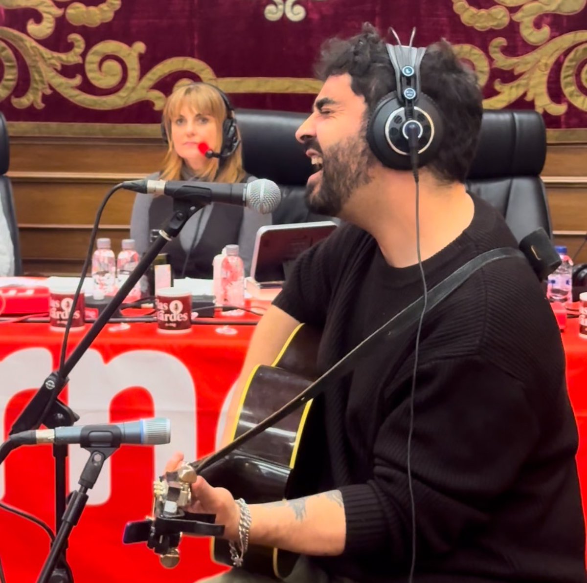 El presidente dio la bienvenida al equipo y <a href="/StellariumA/">Stellarium Ávila</a>, <a href="/Avilaautentica1/">Ávila Auténtica.</a>, el Museo Adolfo Suárez y la Transición de #Cebreros y la música de <a href="/marazu/">marazu</a> tuvieron cabida en las cuatro horas de programa.

Gracias a todos los que lo hicieron posible.

#VivaLaRadio📻
#HaciendoProvincia