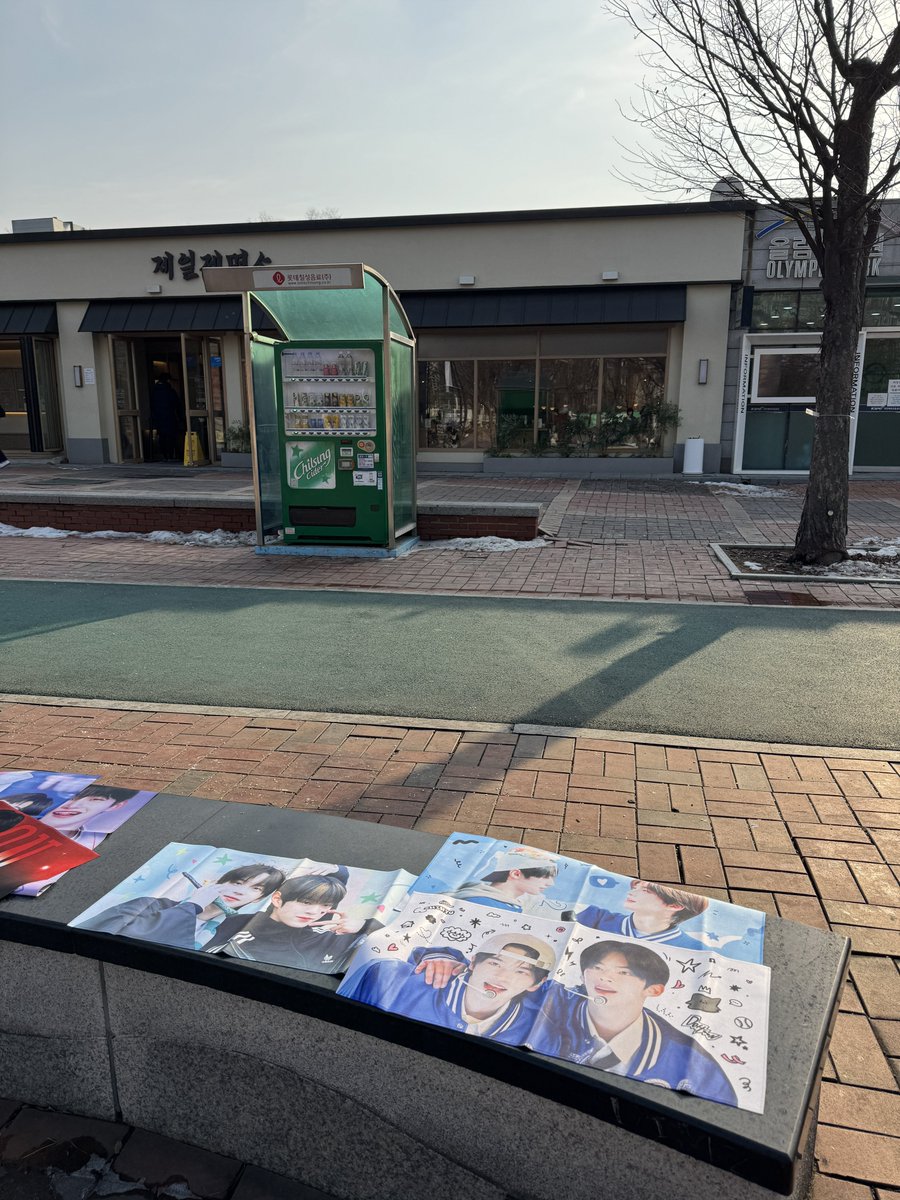 ⁰ʚACོORN⁰ɞ tweet media