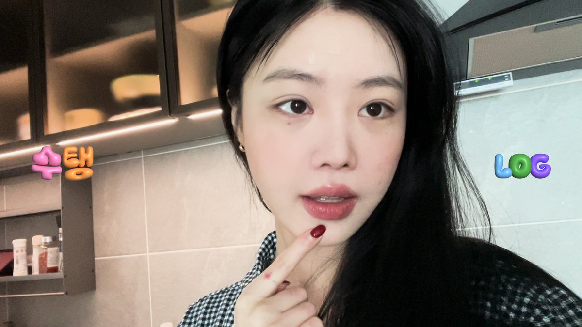 [#수탱로그🎞]
수지니의 설 연휴 VLOG | 양념게장 만들기🦀
🔗 youtu.be/F2CqmwgBC4M

#수진 #SOOJIN