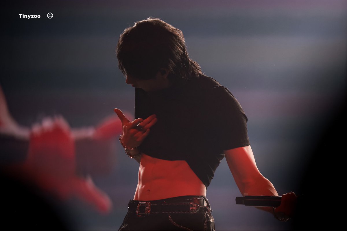 lixiesflower's tweet image. this is so bad for my health