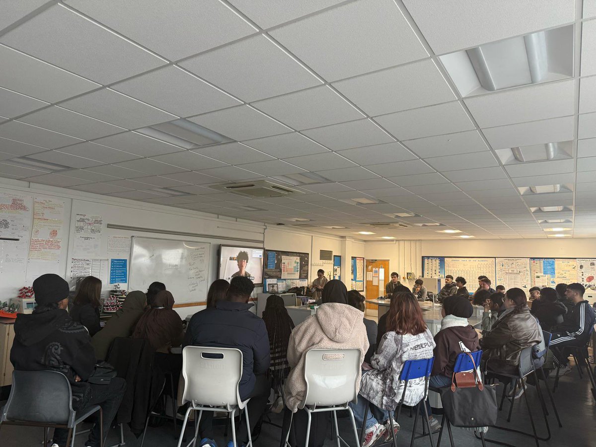 We continued with our Communities Countering Extremist Misogyny sessions at the College of North East London this week to highlight and tackle online threats facing young people, through our <a href="/MOPACLdn/">MOPAC</a> Shared Endeavour Fund workshops #sharedendeavourfund #london