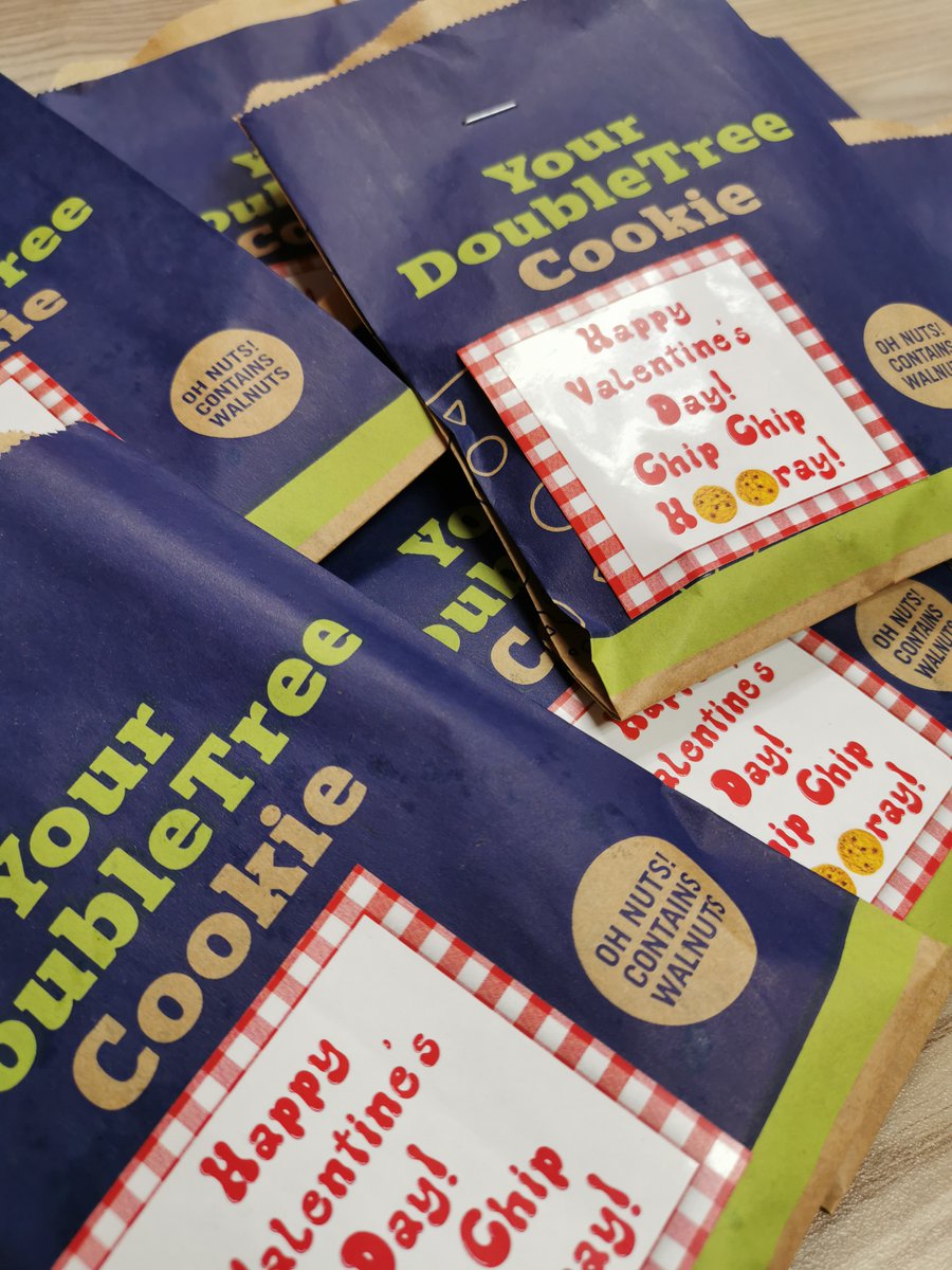 DoubleTreeCPT's tweet image. ❤️ IT WAS LOVE AT FIRST BITE 🍪 

We thoroughly enjoyed spoiling some clients today with love and of course, DoubleTree cookies! 

#cookie #wehavecookies #doubletreecookie #valentinesday #valentine #love