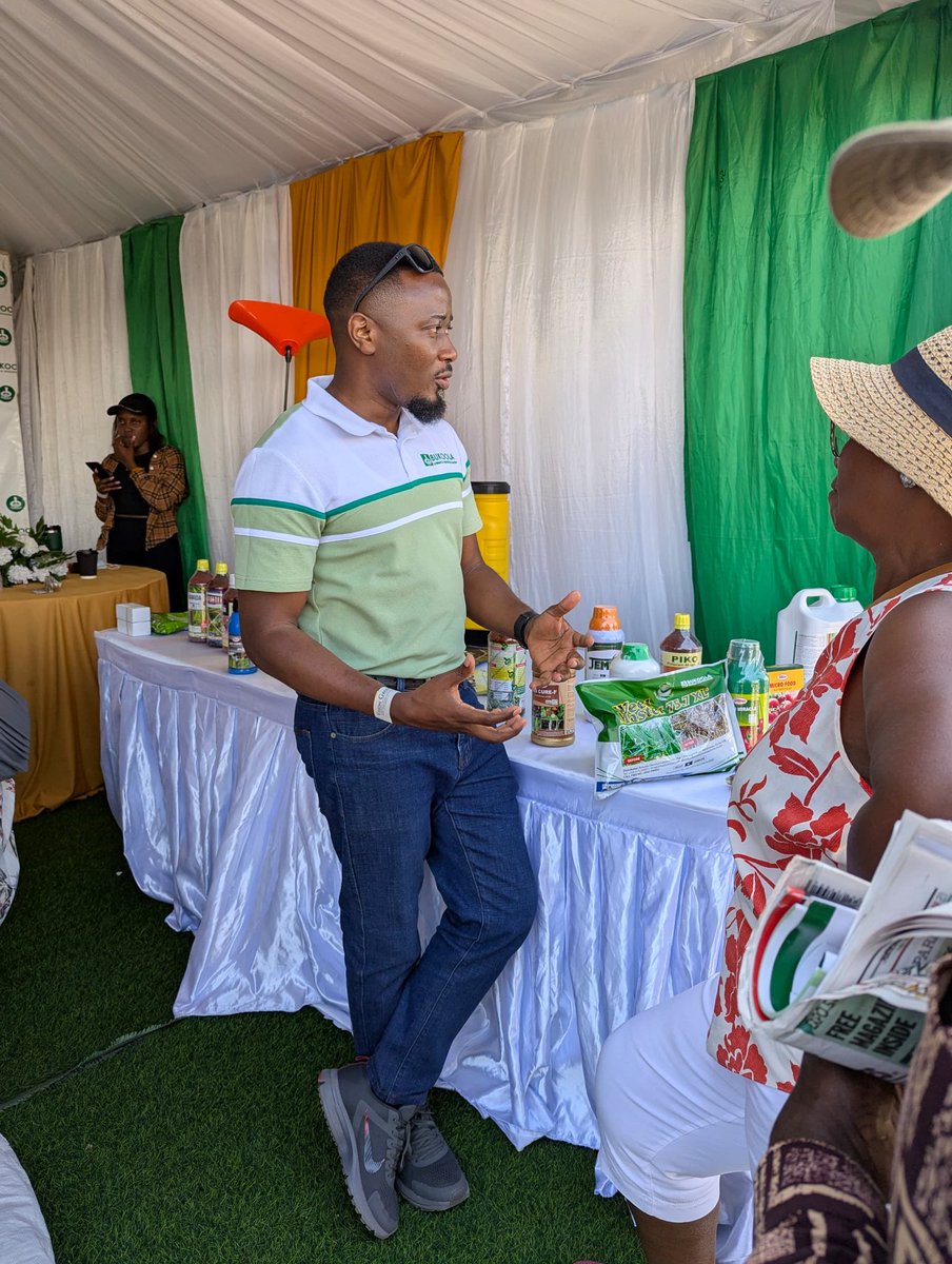 BukoolaChemical's tweet photo. We're excited to discuss your farming needs and provide expert advice here at the Harvest Money Expo 2025. Come talk to us at the Bukoola Chemicals stall.
#HarvestMoneyExpo #BukoolaChemicals #AskTheExperts #FarmingChallenges https://t.co/y9KLFf5Hsj