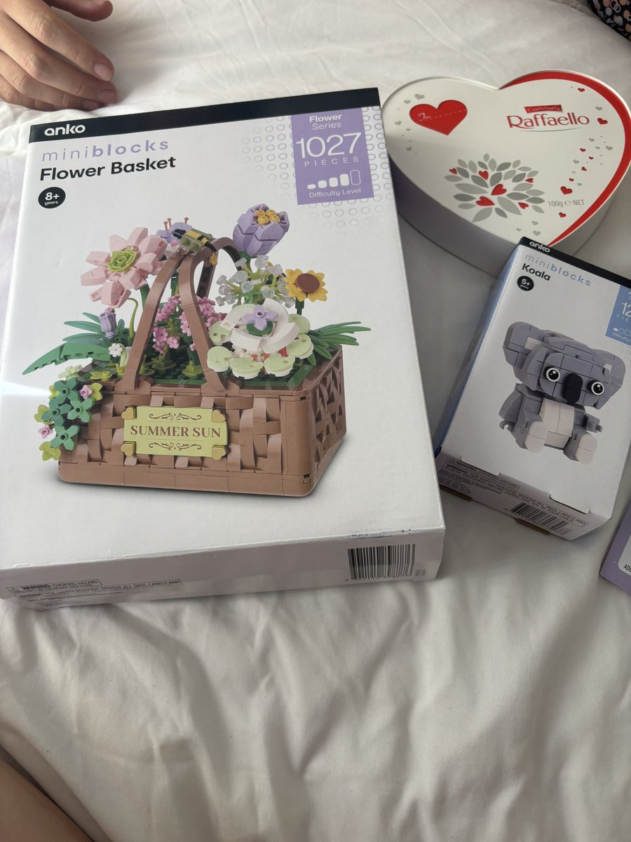 sarah 𓆩♡𓆪 tweet media