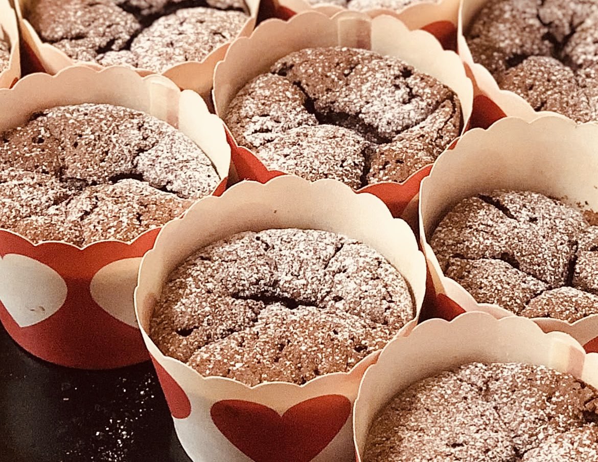 今日は #バレンタイン だったから職場の皆さんにガトーショコラのおすそ分け🍫🤍