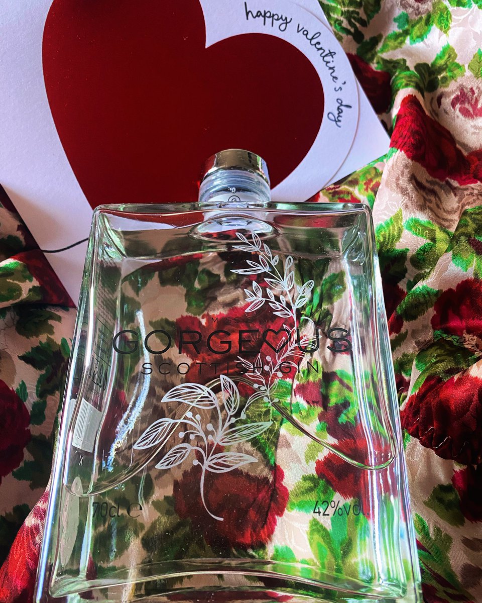 Happy Valentines Day from us Alchemists 😘😘😘 <a href="/GorgeousGins/">GorgeousScottishGin</a>