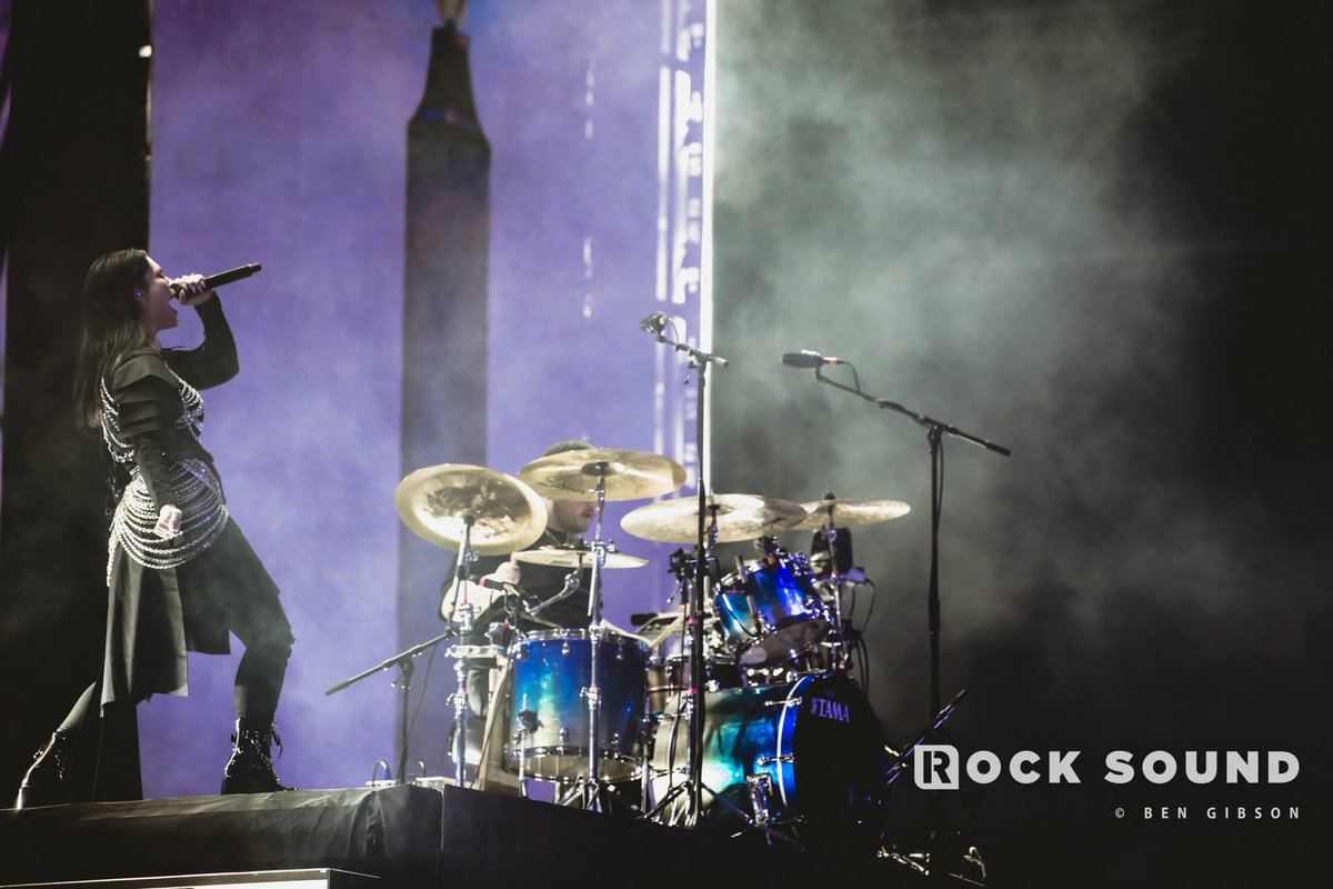 Rock Sound tweet media